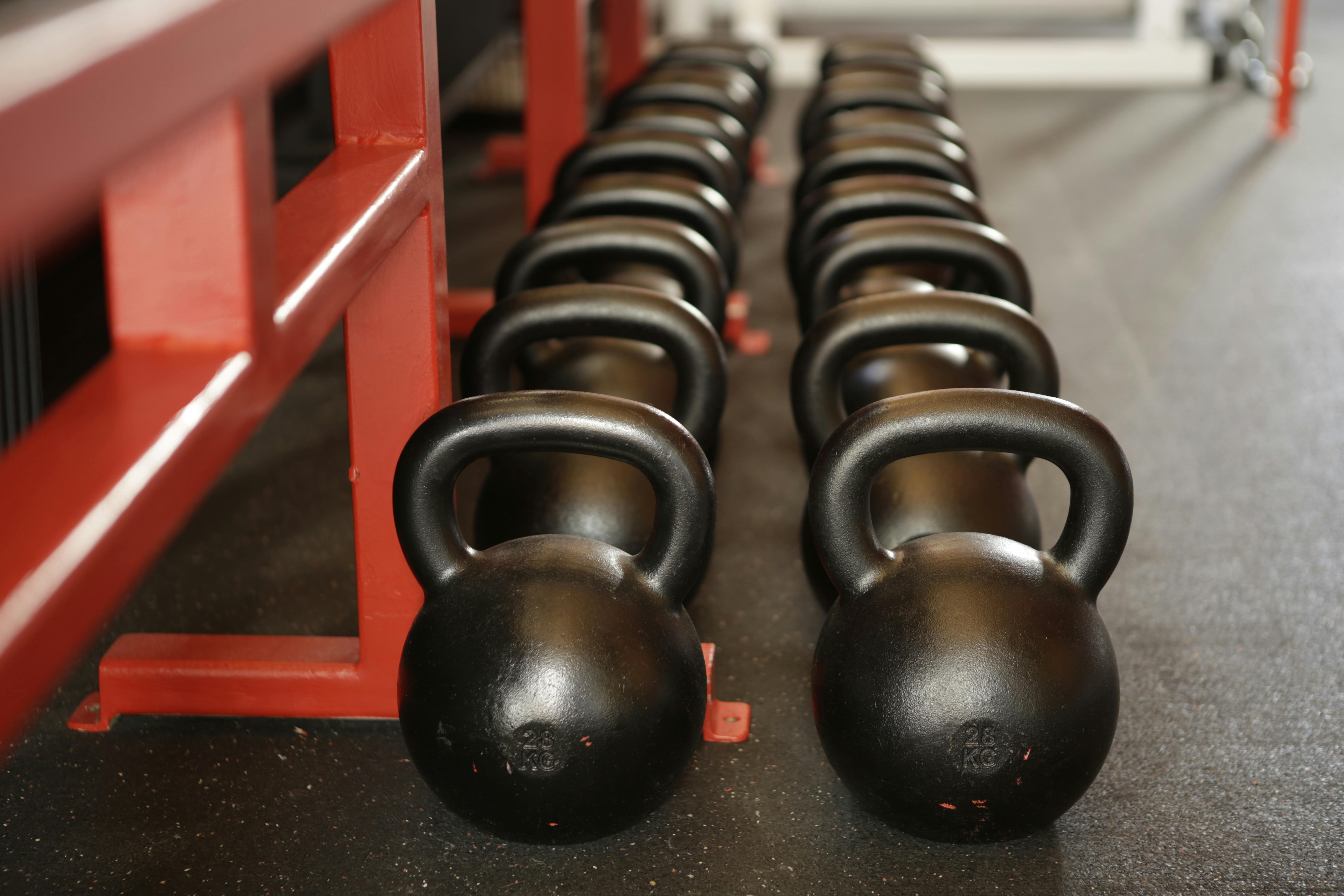 row of spherical weights